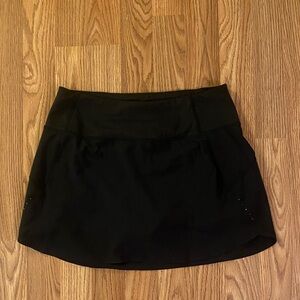 Athleta Women’s Run With It 14” Skort